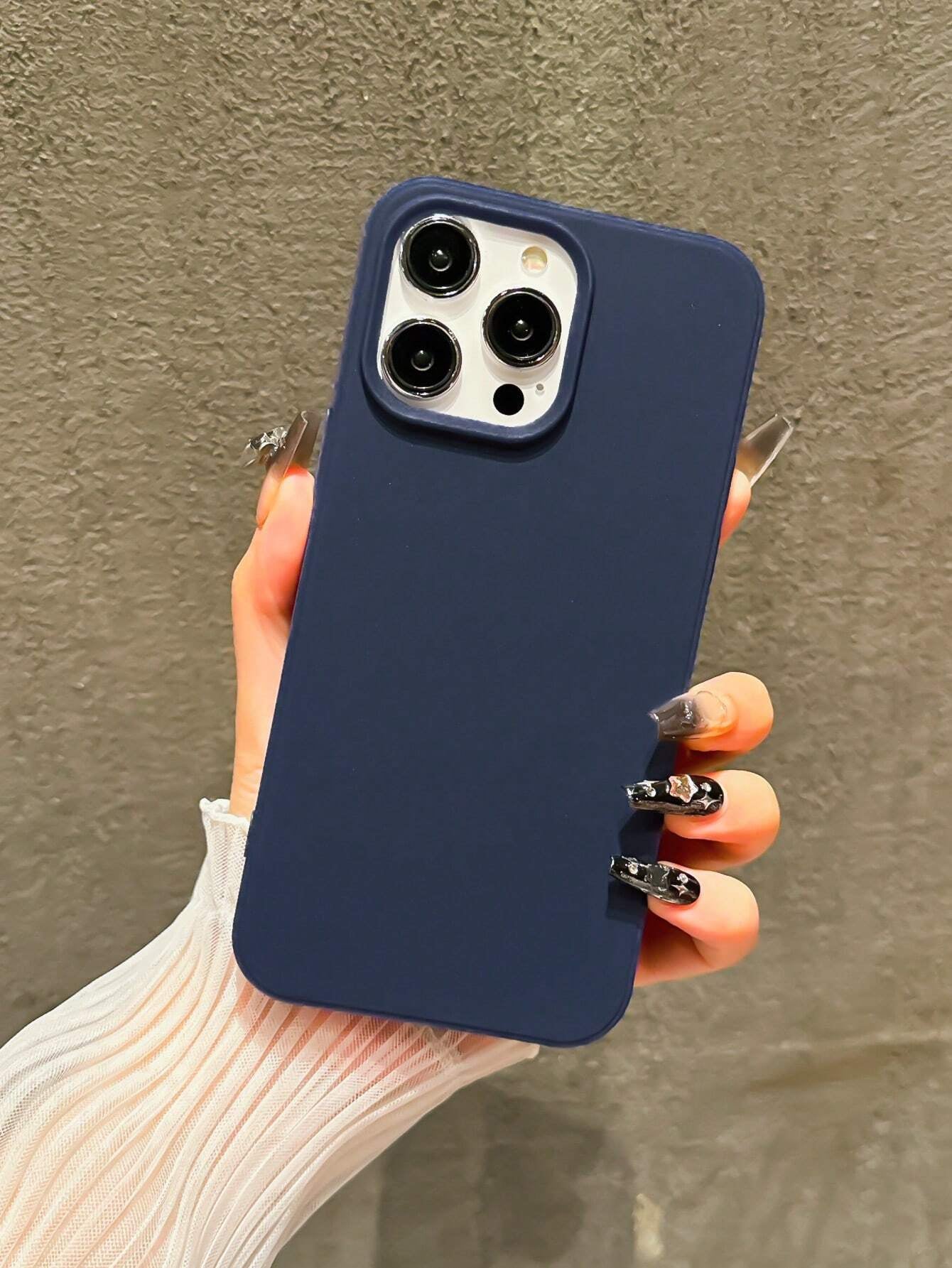 Apple Iphone 16 Iphone Simplistic Solid Color Matte Anti-Fall Mobile Phone Case